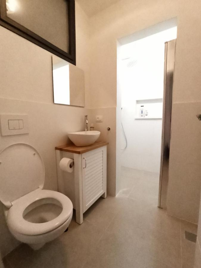Accommodation At Miss Daisy - להתארח אצל מיס דייזי ロシュ・ピナ エクステリア 写真